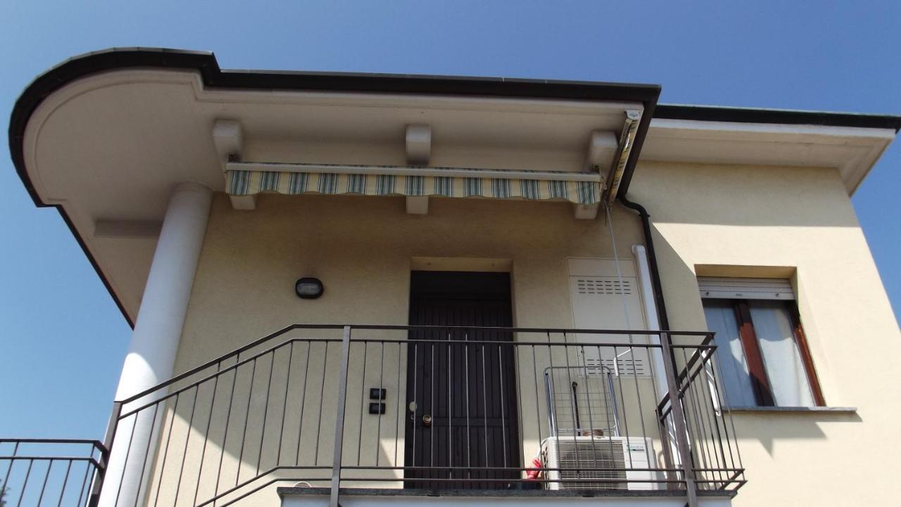 Yellow House Cir 12040 Cassano Magnago Luaran gambar